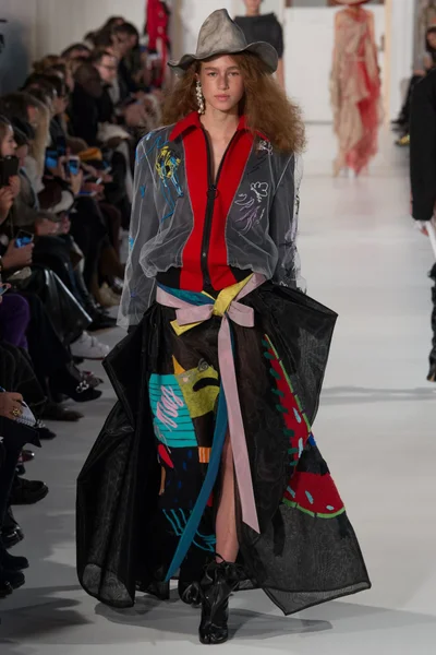 Look 12
